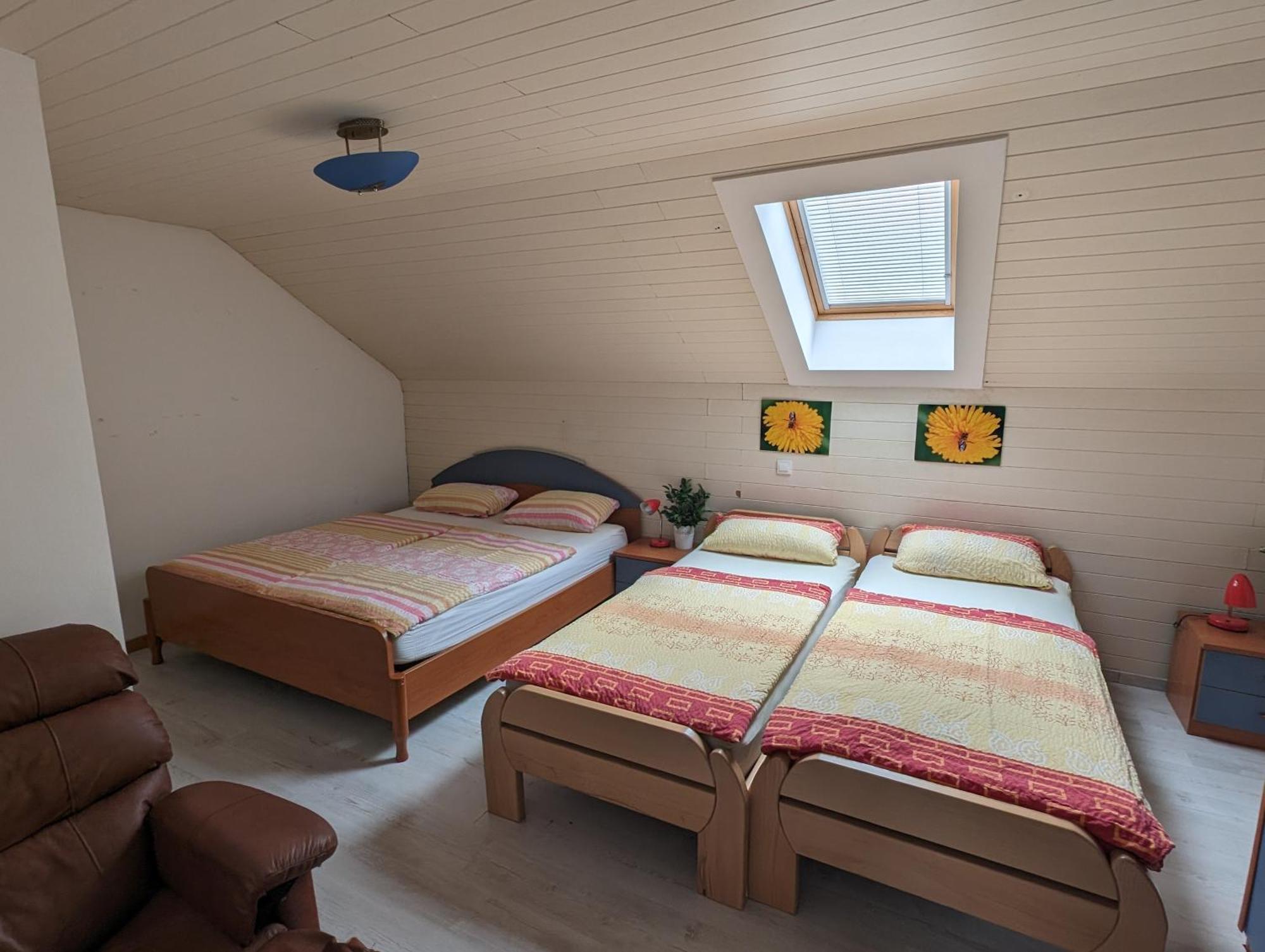 Apartment Bee Near Bled Zabreznica ภายนอก รูปภาพ