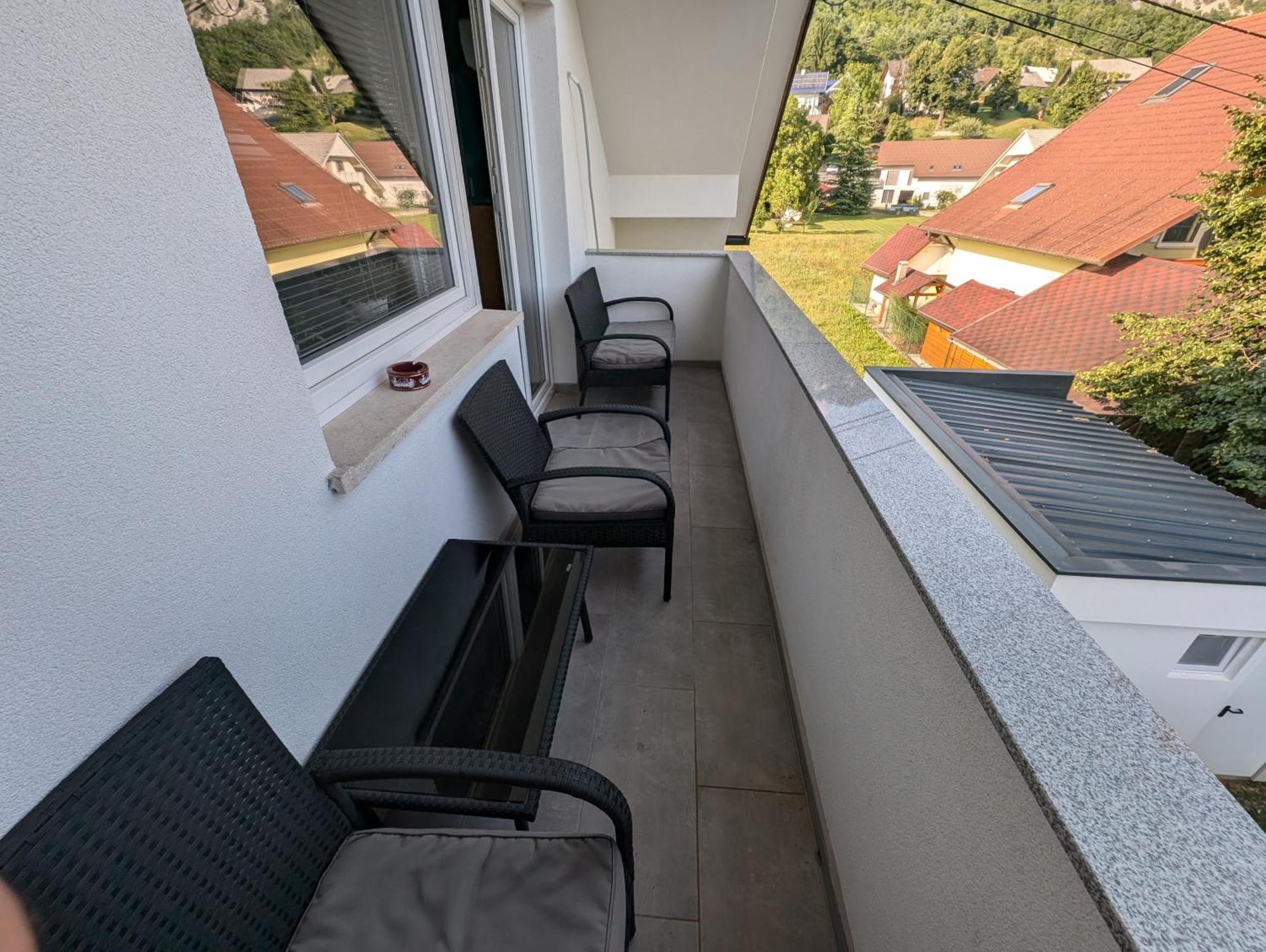 Apartment Bee Near Bled Zabreznica ภายนอก รูปภาพ