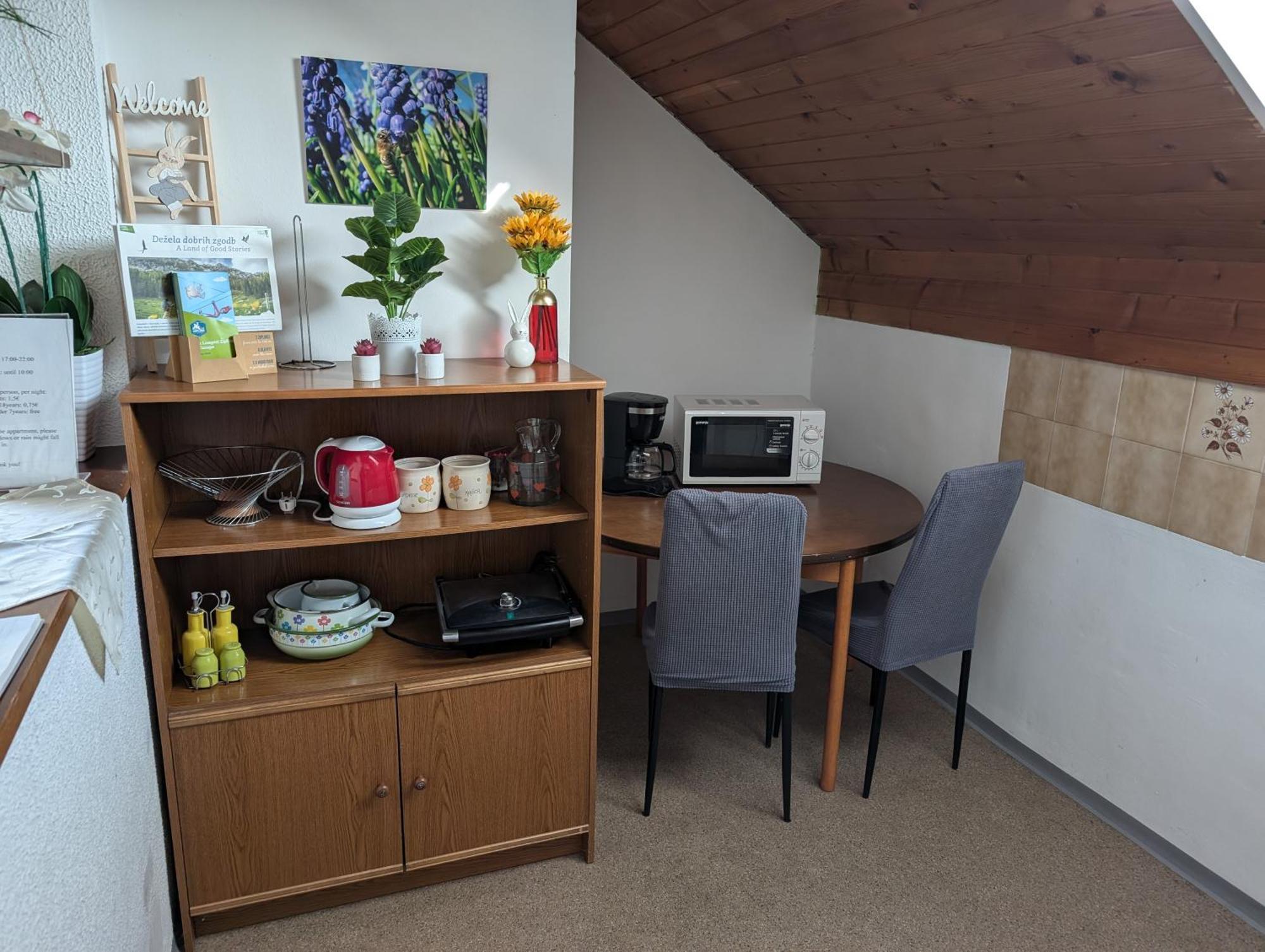 Apartment Bee Near Bled Zabreznica ภายนอก รูปภาพ